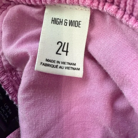 BDG from Urban Outfitters- Vibrant Pink Corduroy Trousers. Wide Leg - Picture 8 of 9